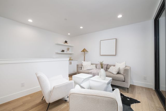 3053 Wycliff Avenue 201, Dallas, TX 75219