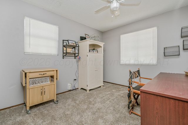 900 Goodnight Street, Claude, TX 79019