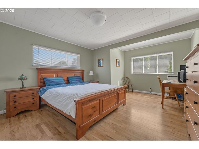3545 Sw 90TH Ave, Portland, OR 97225