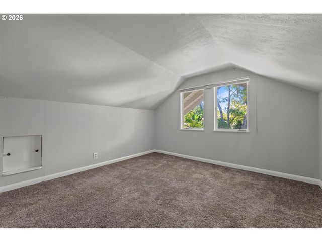 3545 Sw 90TH Ave, Portland, OR 97225