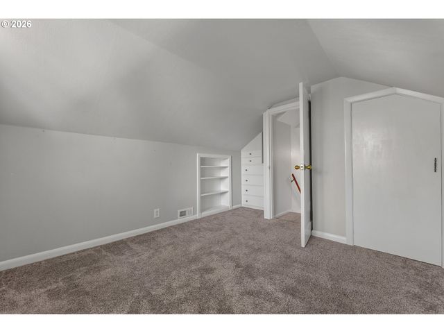 3545 Sw 90TH Ave, Portland, OR 97225