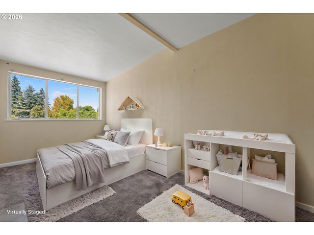 3545 Sw 90TH Ave, Portland, OR 97225