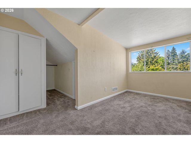 3545 Sw 90TH Ave, Portland, OR 97225