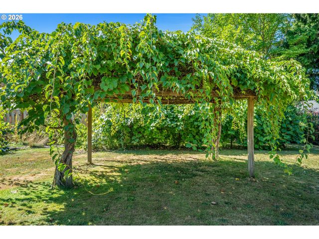 3545 Sw 90TH Ave, Portland, OR 97225