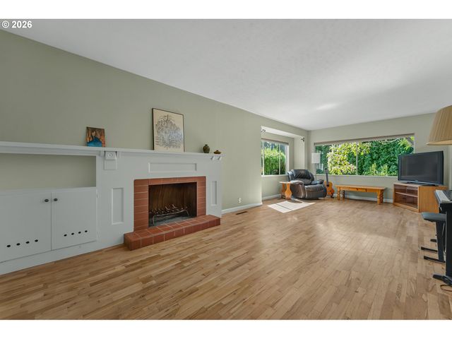3545 Sw 90TH Ave, Portland, OR 97225