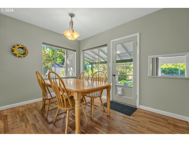 3545 Sw 90TH Ave, Portland, OR 97225