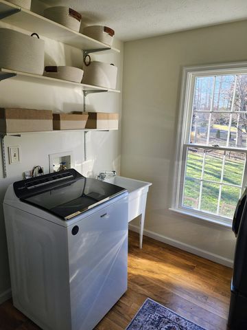 100 BUCKINGHAM PL, Waynesboro, VA 22980