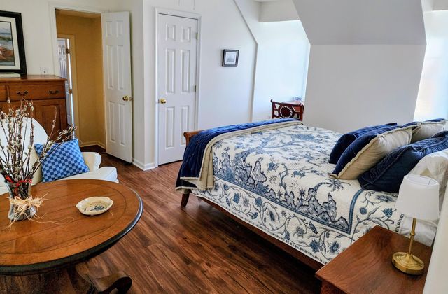 100 BUCKINGHAM PL, Waynesboro, VA 22980