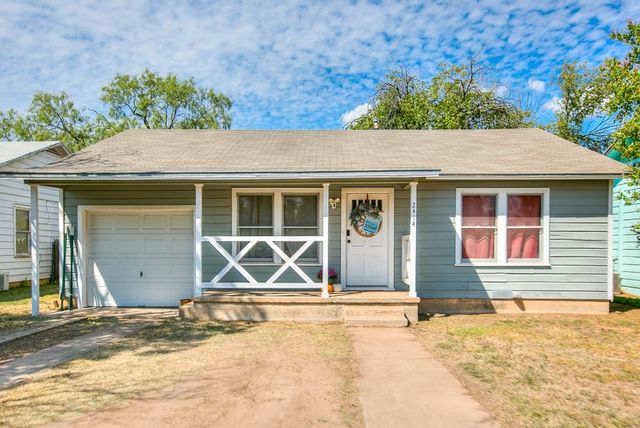2414 Chestnut St, San Angelo, TX 76901