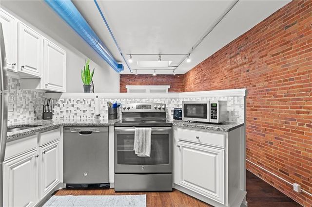 700 Broadway Boulevard 508, Kansas City, MO 64105