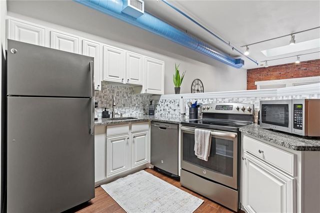 700 Broadway Boulevard 508, Kansas City, MO 64105