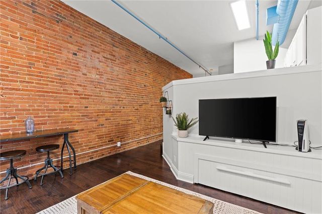 700 Broadway Boulevard 508, Kansas City, MO 64105