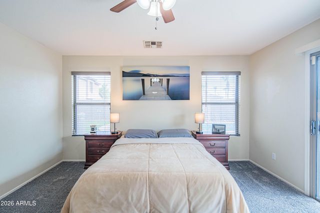 1075 E PARKVIEW Court, Gilbert, AZ 85295