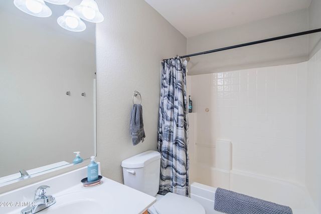 1075 E PARKVIEW Court, Gilbert, AZ 85295
