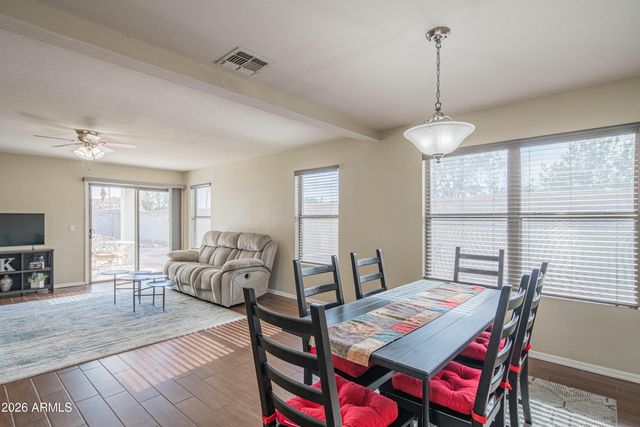 1075 E PARKVIEW Court, Gilbert, AZ 85295