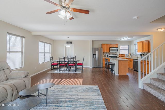 1075 E PARKVIEW Court, Gilbert, AZ 85295