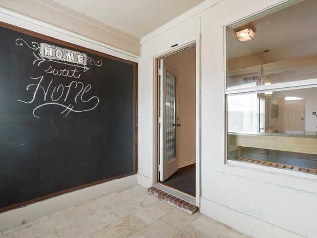 9008 Wild Rose Lane, Cross Roads, TX 76227