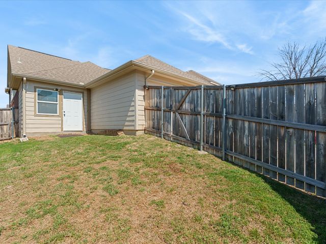 9008 Wild Rose Lane, Cross Roads, TX 76227