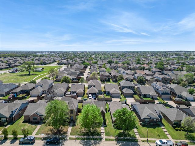 9008 Wild Rose Lane, Cross Roads, TX 76227