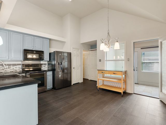 9008 Wild Rose Lane, Cross Roads, TX 76227