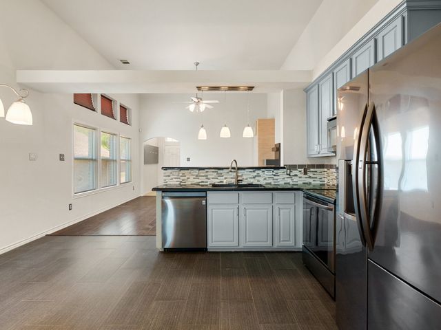 9008 Wild Rose Lane, Cross Roads, TX 76227