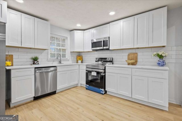 6140 Michelle Lane, Douglasville, GA 30135