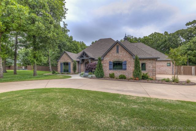 4103 Cedarwood Avenue, Sand Springs, OK 74063