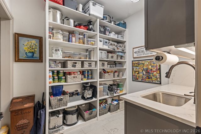 4103 Cedarwood Avenue, Sand Springs, OK 74063
