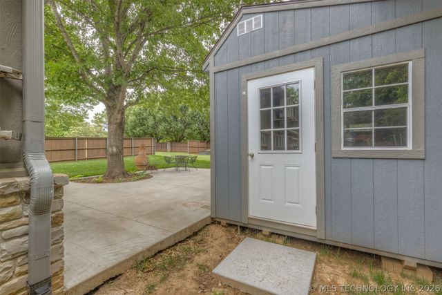 4103 Cedarwood Avenue, Sand Springs, OK 74063