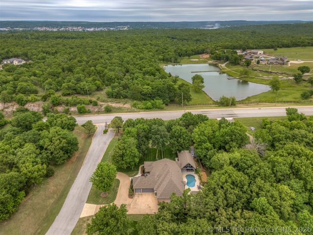 4103 Cedarwood Avenue, Sand Springs, OK 74063