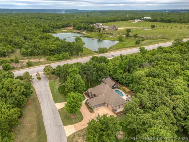 4103 Cedarwood Avenue, Sand Springs, OK 74063