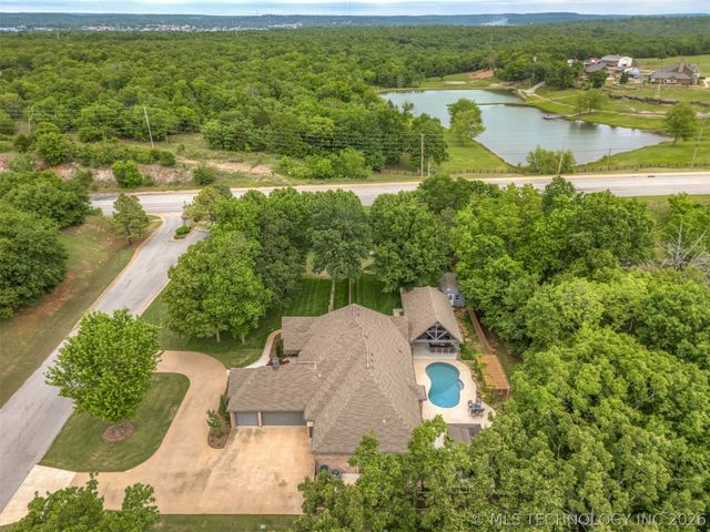 4103 Cedarwood Avenue, Sand Springs, OK 74063