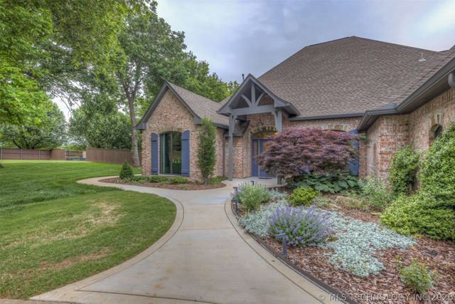 4103 Cedarwood Avenue, Sand Springs, OK 74063