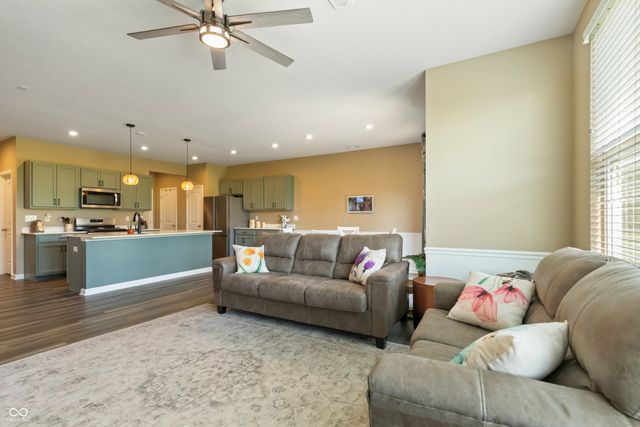 14126 Bay Willow Drive, Fishers, IN 46037