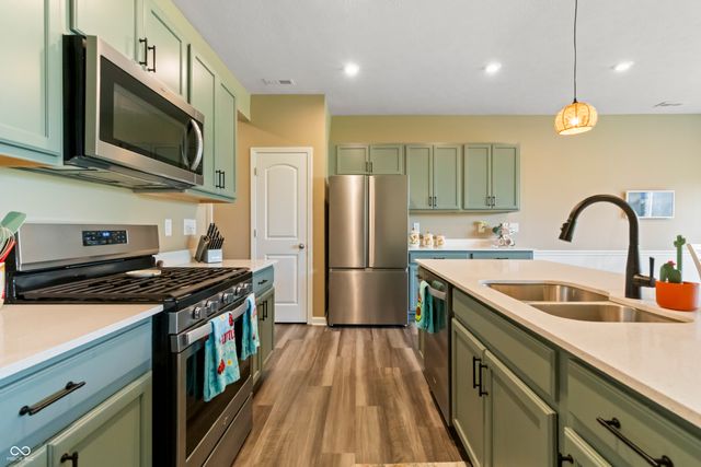 14126 Bay Willow Drive, Fishers, IN 46037
