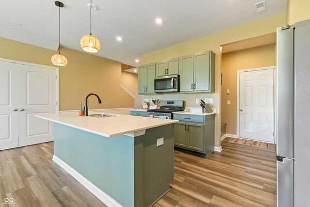 14126 Bay Willow Drive, Fishers, IN 46037
