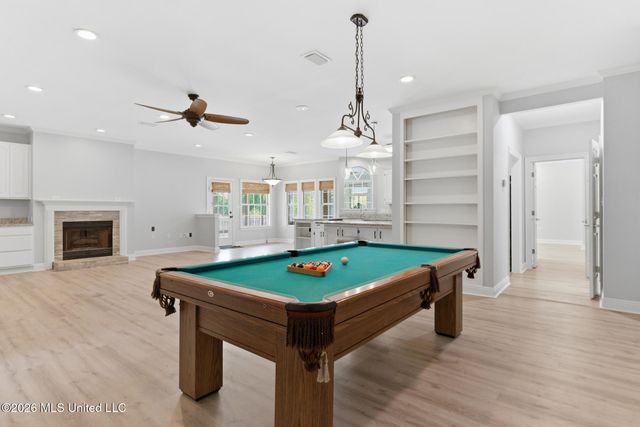 2037 Mauvilla Cove, Biloxi, MS 39531