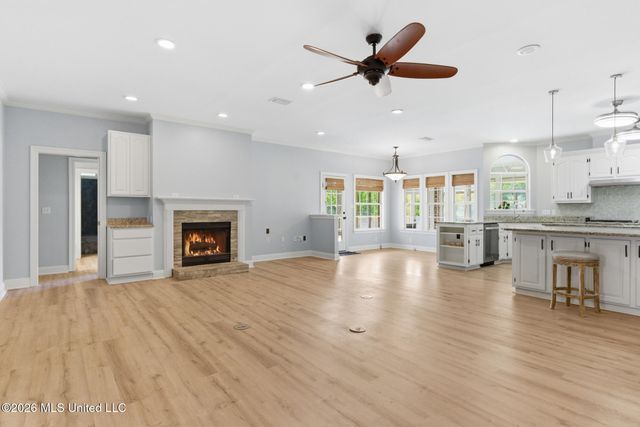 2037 Mauvilla Cove, Biloxi, MS 39531
