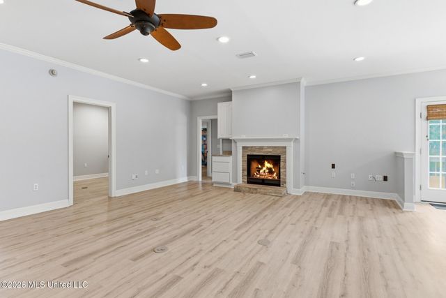 2037 Mauvilla Cove, Biloxi, MS 39531