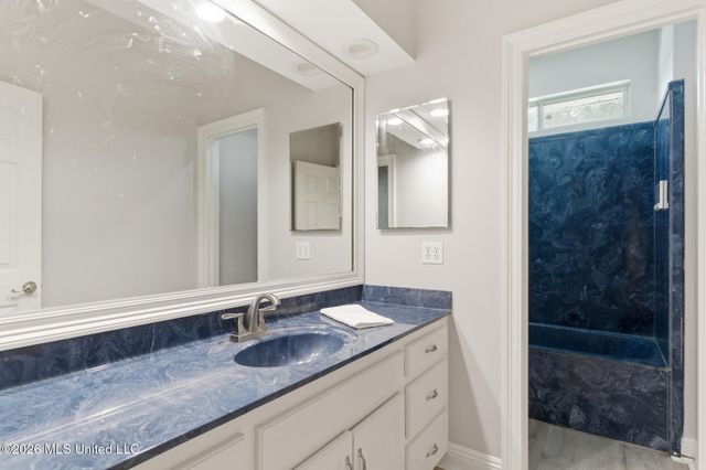 2037 Mauvilla Cove, Biloxi, MS 39531