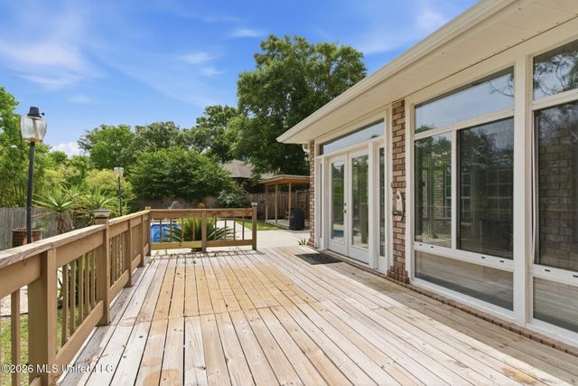 2037 Mauvilla Cove, Biloxi, MS 39531