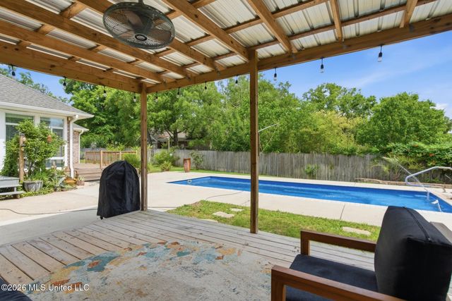 2037 Mauvilla Cove, Biloxi, MS 39531