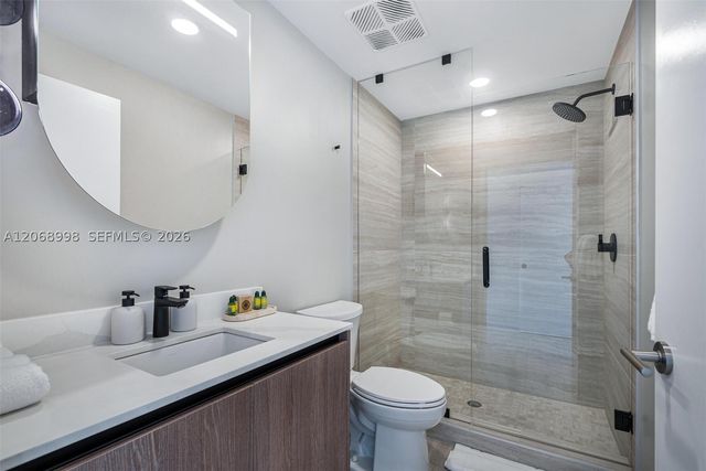 580 72nd St 1410, Miami Beach, FL 33141