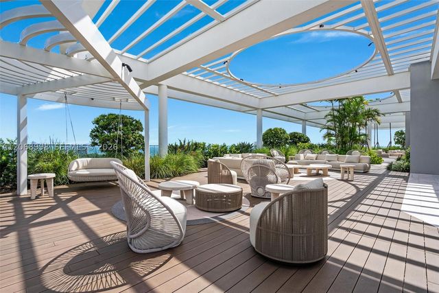 580 72nd St 1410, Miami Beach, FL 33141