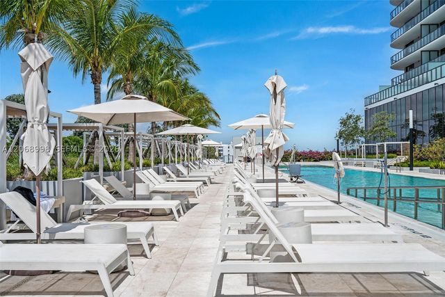 580 72nd St 1410, Miami Beach, FL 33141