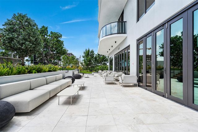 580 72nd St 1410, Miami Beach, FL 33141