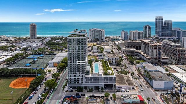 580 72nd St 1410, Miami Beach, FL 33141