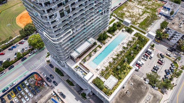 580 72nd St 1410, Miami Beach, FL 33141