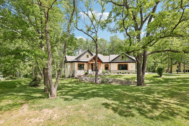 542 Berwyn DRIVE, Fontana, WI 53125
