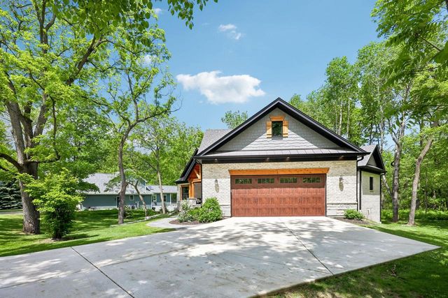 542 Berwyn DRIVE, Fontana, WI 53125